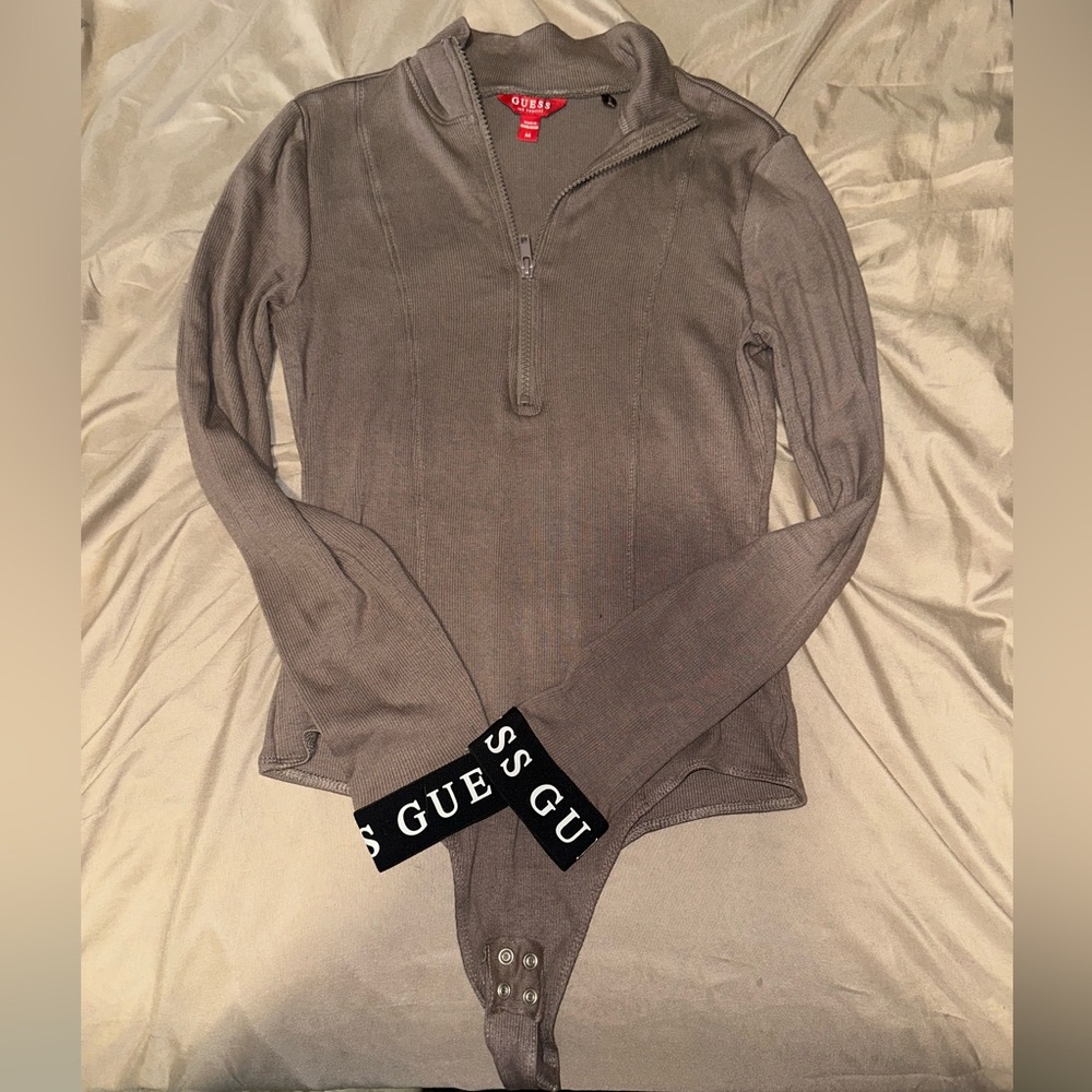 GUESS long sleeve top